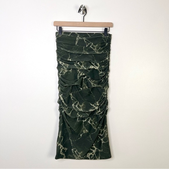 Zara Ruched Green Marble Midi Skirt - Picture 2 of 9